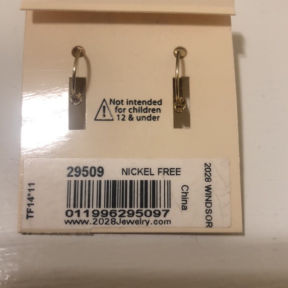 Nickel free red and gold tone earrings - Picture 2 of 7